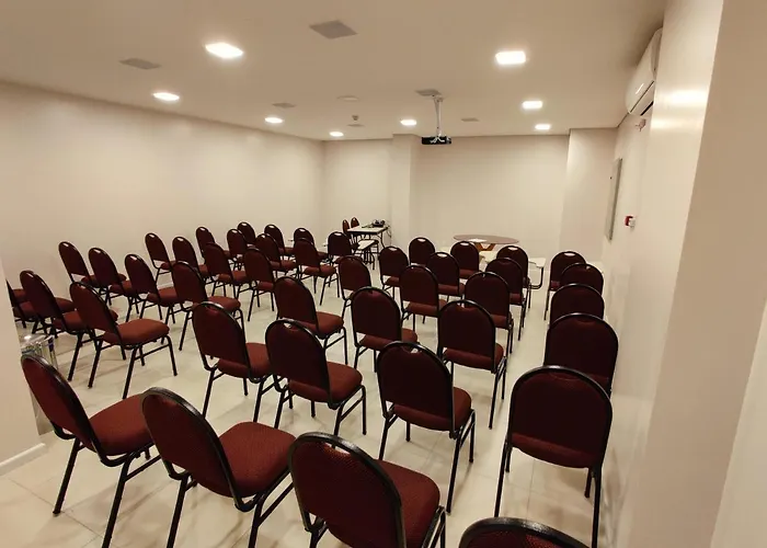 Mogano Express Hotel - Eletroposto