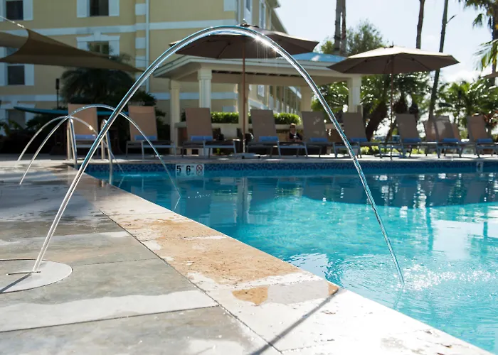 The Sunshine Hotel And Suites