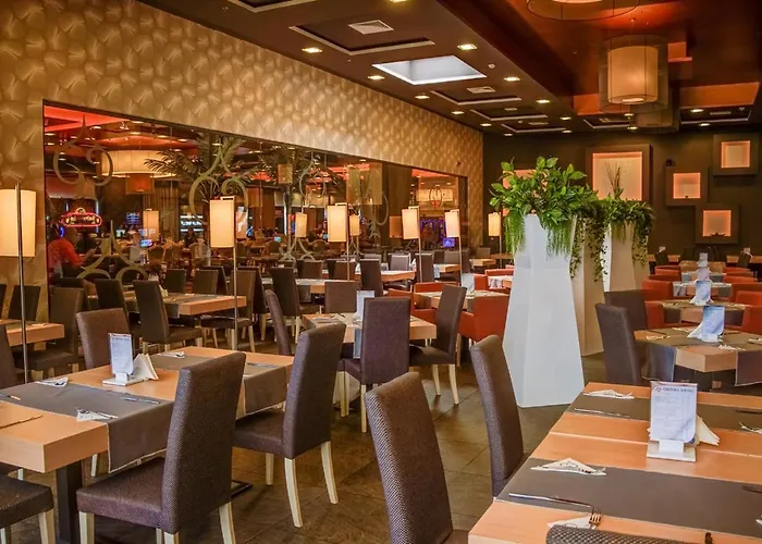 Platinum Hotel & Casino