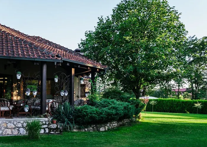 Atos Srebrno Jezero - Villa And Restaurant