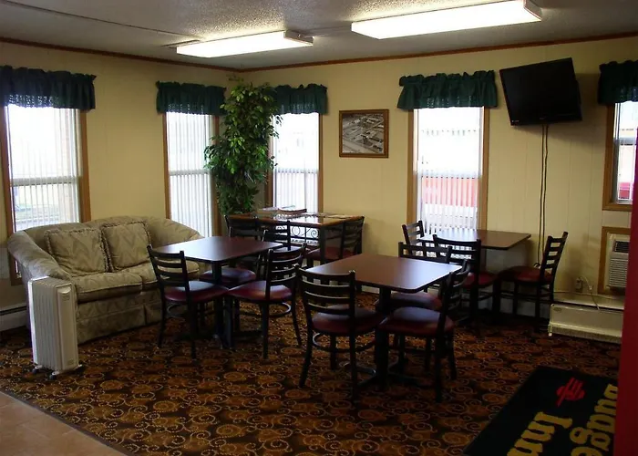 Budget Inn Fairmont