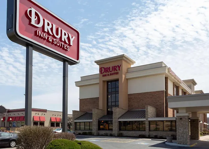 Drury Inn & Suites Kansas City Shawnee Mission