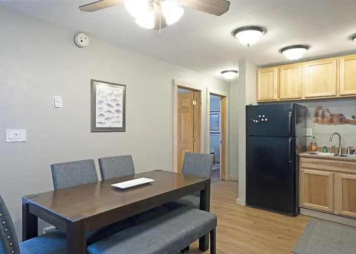 Ridgecrest 202 Condo