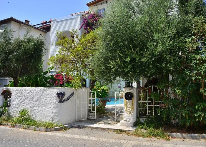 Aquarius Hotel