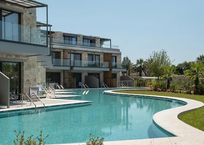 Portes Lithos Luxury Resort