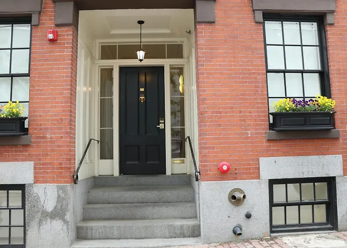 Charming & Stylish Studio On Beacon Hill #6