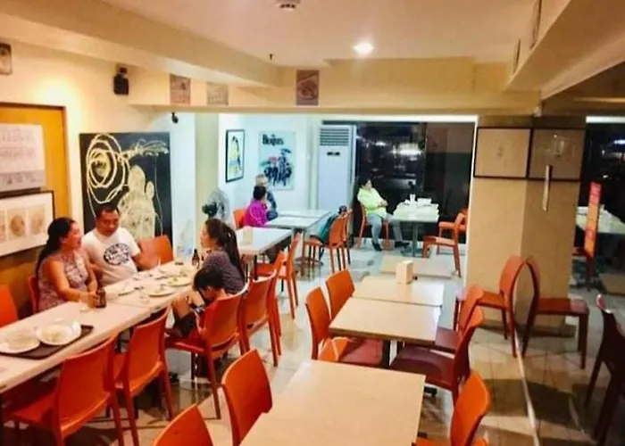 Stone House Hotel Pasay