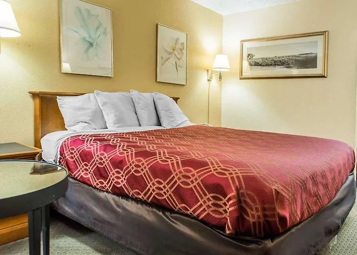 Econo Lodge Waynesburg