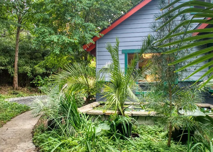 Sehome Garden Inn