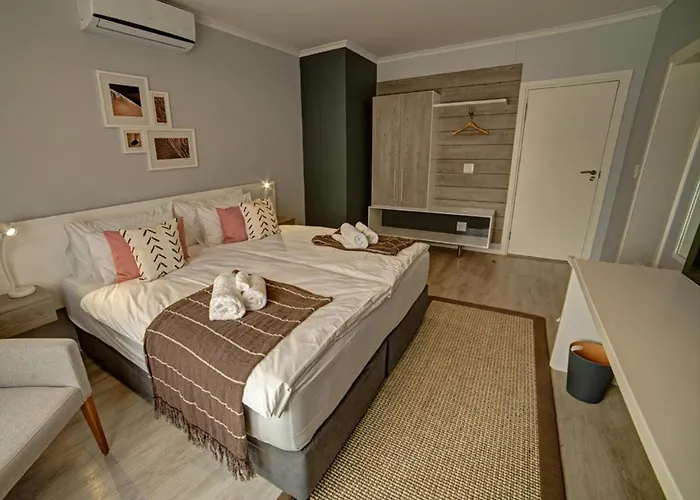 Atlantic Garden Boutique Hotel