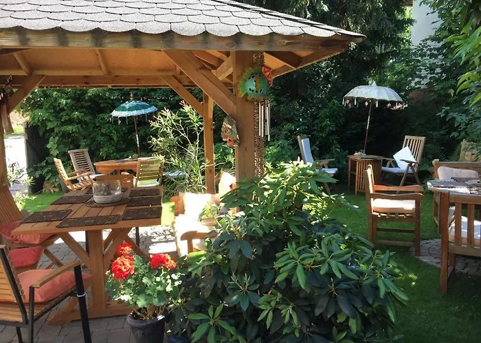 Tektona Bed&Breakfast