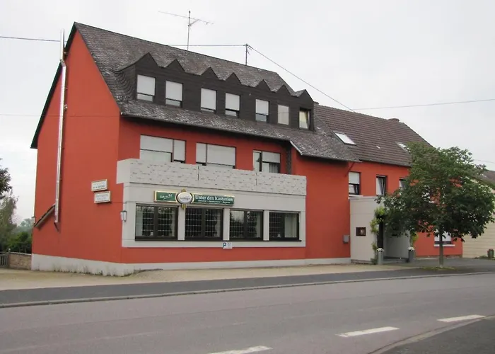 "Unter Den Kastanien"