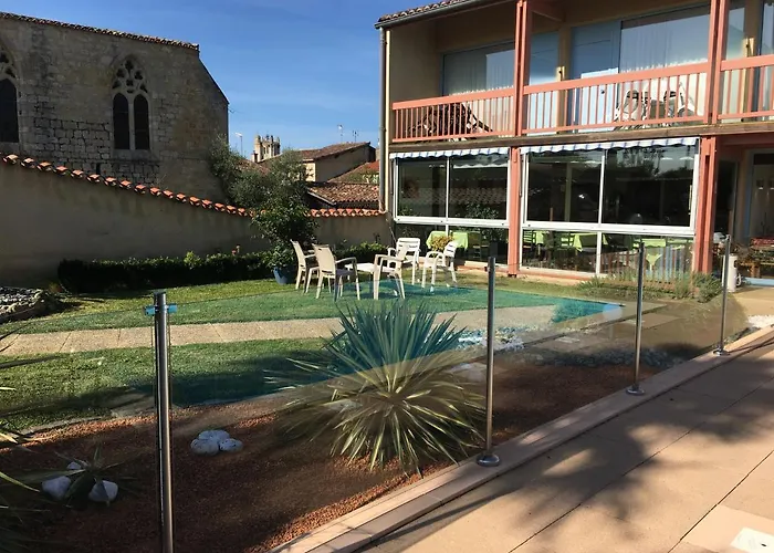 Le Logis Des Cordeliers