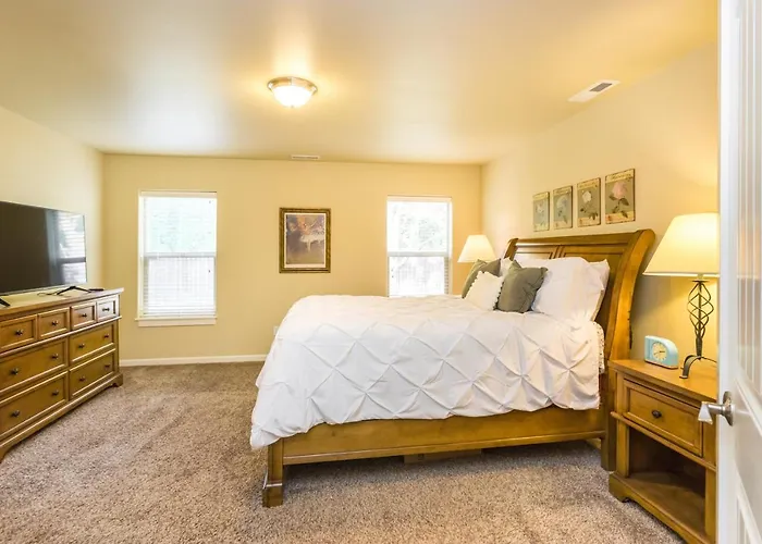 Charming Wine Country Retreat! 4 Bedroom 2 Bath