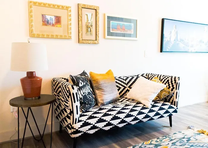 The Bishop Arts Hotel By Qresorts