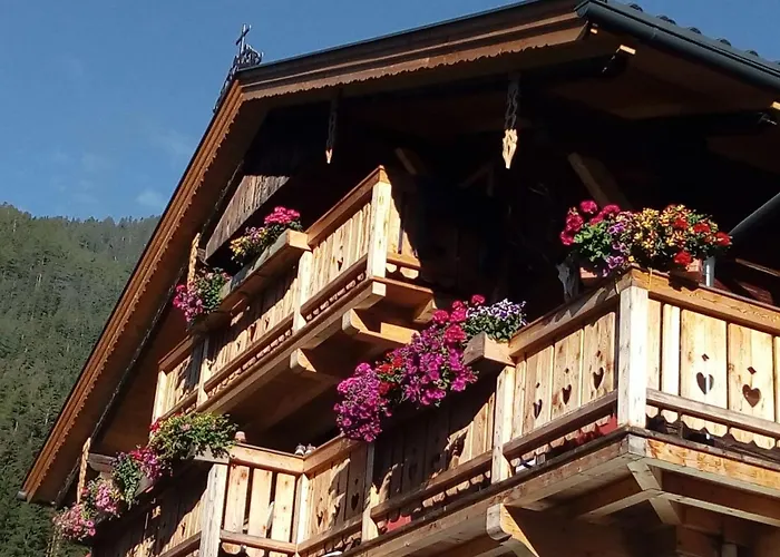 Bed&Breakfast Dolomiti Bey Haus Pinter
