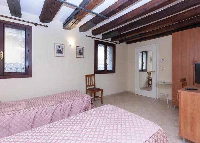 Casa Del Melograno Bed and Breakfast Venetië