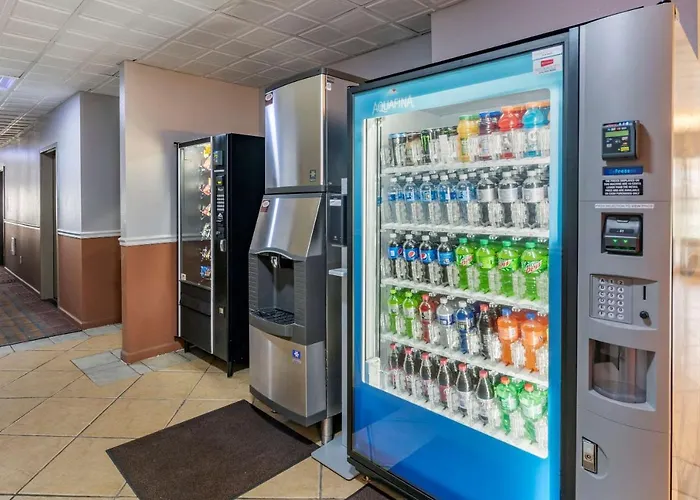 Econo Lodge Inn & Suites Granite City - St Louis
