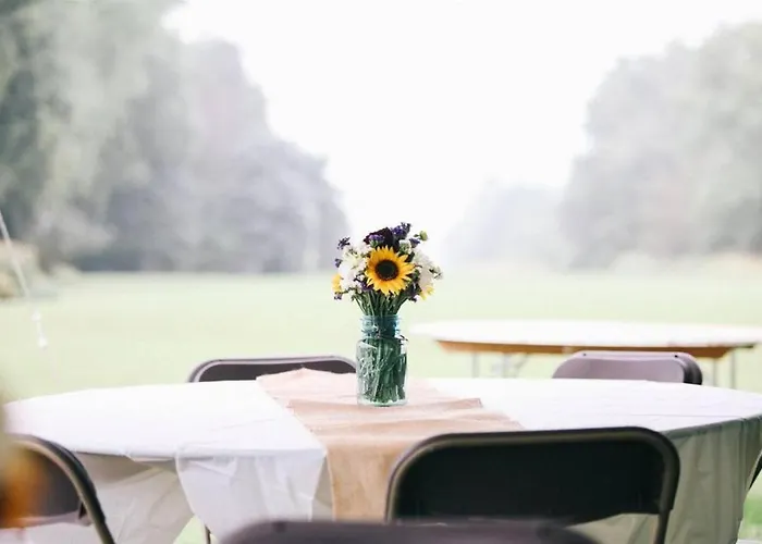 Lake Orchard Farm Retreat