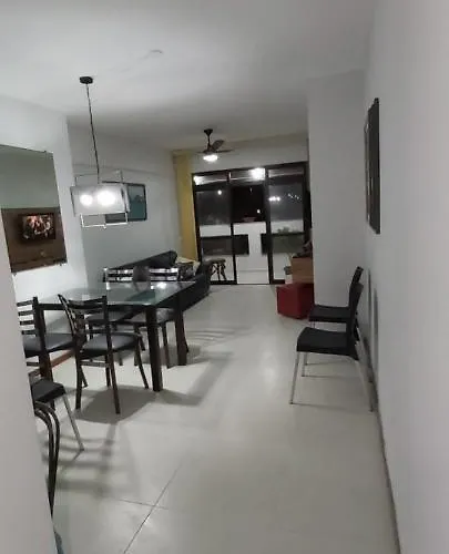 Muito Confortável - Edificio Praia Das Ostras