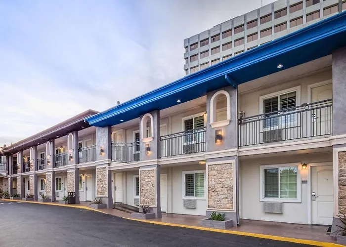 Stone Villa Inn