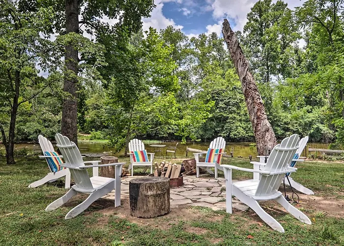Outdoorsmen'S Paradise On The Little River