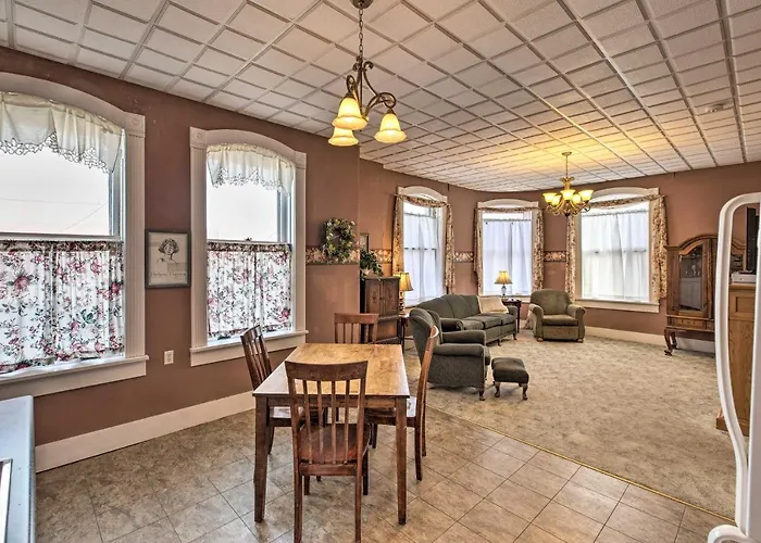 Pet-Friendly Apt: Walk To Missouri River!