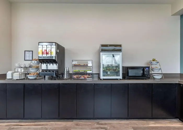 Mainstay Suites Waukee-West Des Moines