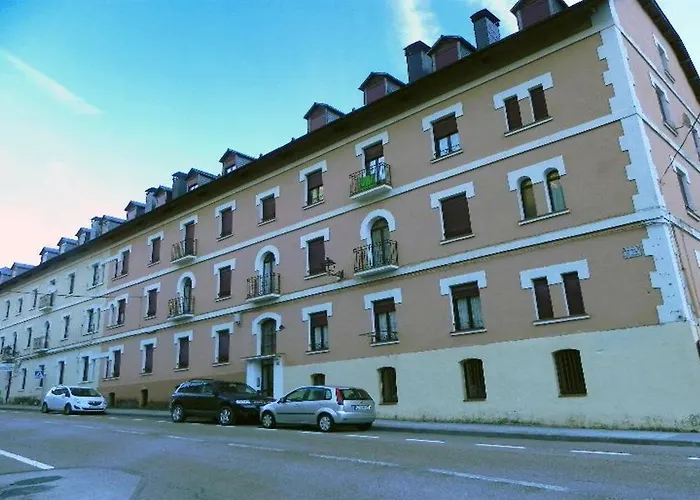 Canfranc Apartamentos 3000