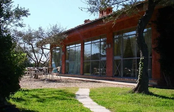 L'Isola Di Rosa - Relais & Hotel Di Charme
