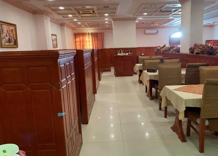 Oyo 125 Manam Sohar Hotel Apartments