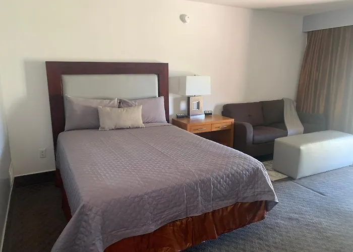 Ramada By Wyndham Holtville Golf Resort/El Centro