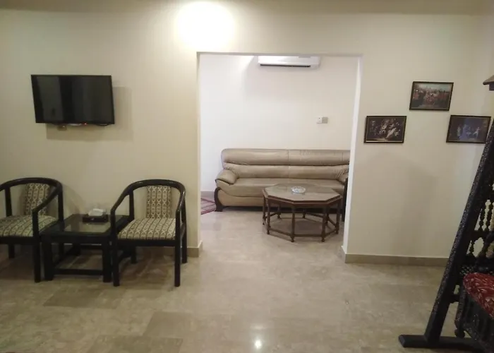 Thikana Hotel