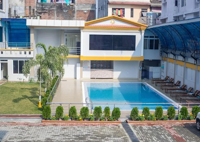 Siddhartha Hotel Grand City