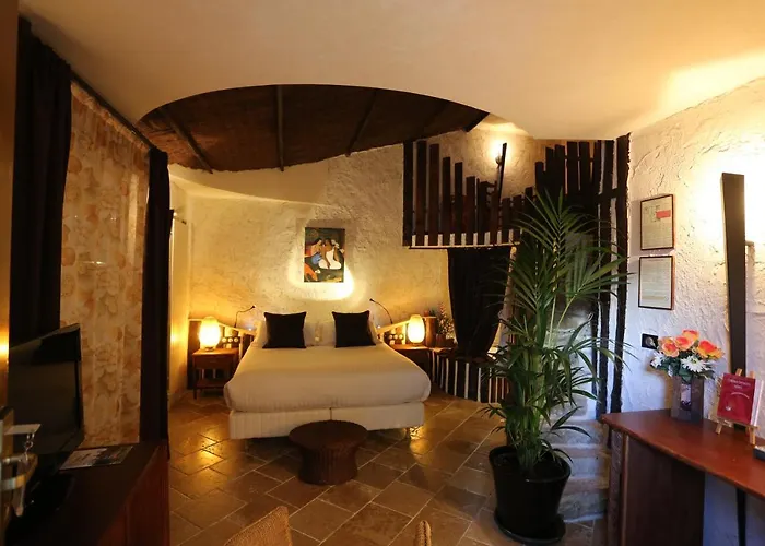 L'Hotel Le Cheval Noir