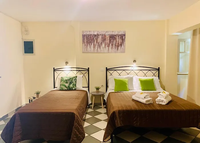 Costas Rooms