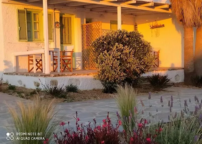 Sunset Studios & Rooms