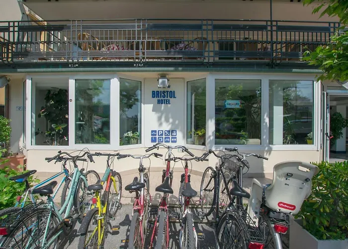 Hotel Bristol - A 30 Mt Dalla Spiaggia