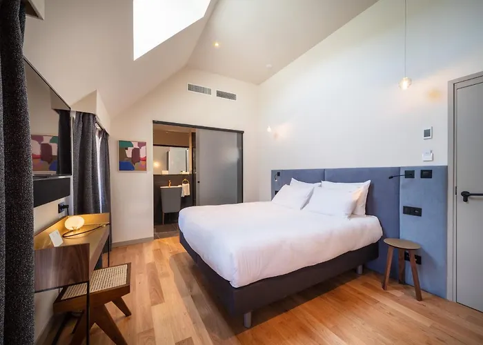 Hebe Hotel