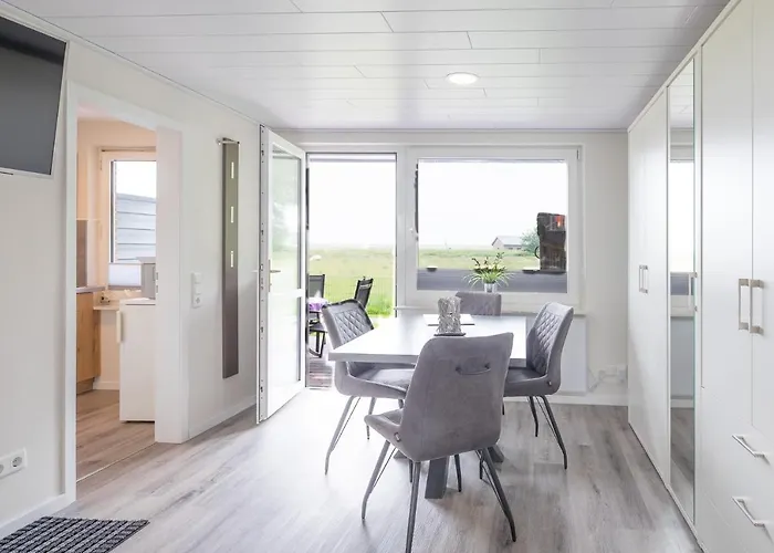 Bungalow Neuwarft, Wohnung 2