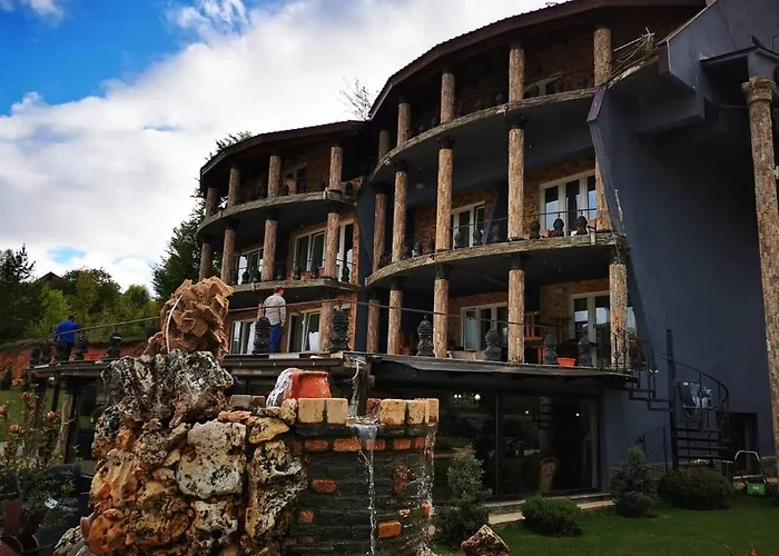 Rey Hotel