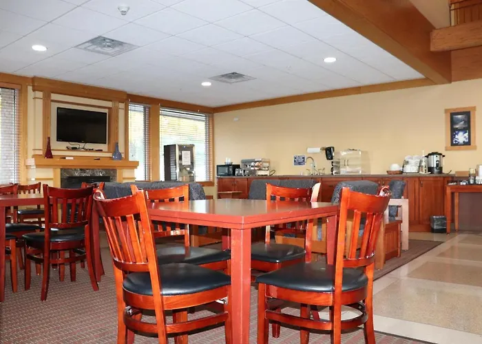 Prairie Inn Holmen La Crosse Area