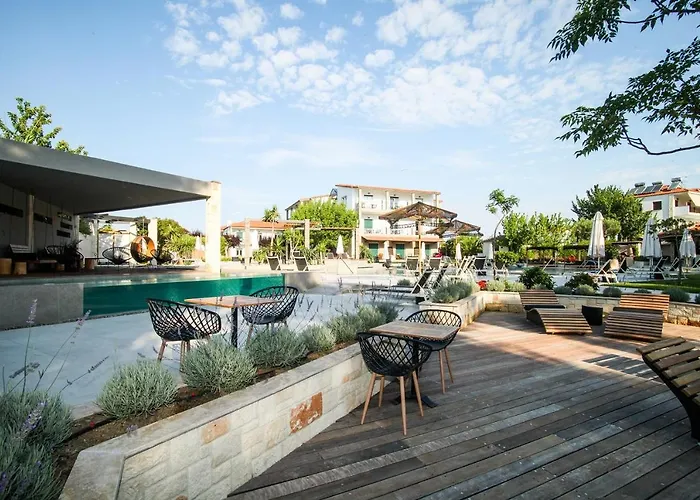 Nostos Hotel