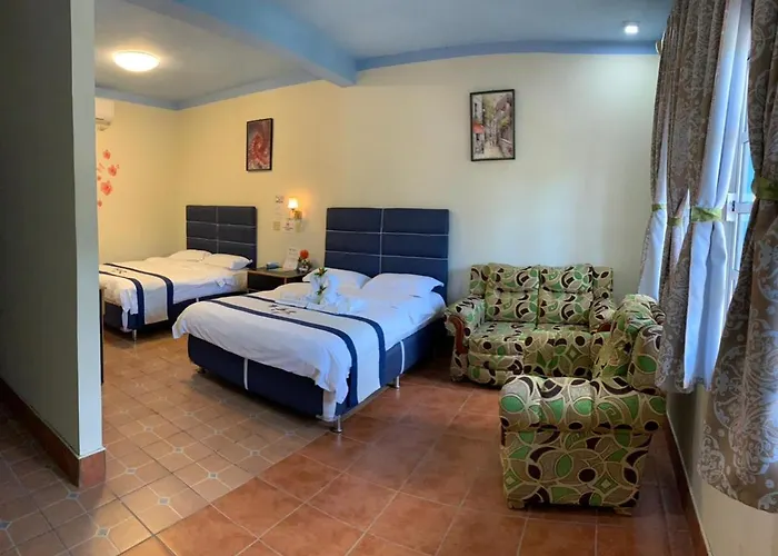 Sunshine View Hotel And Restaurant