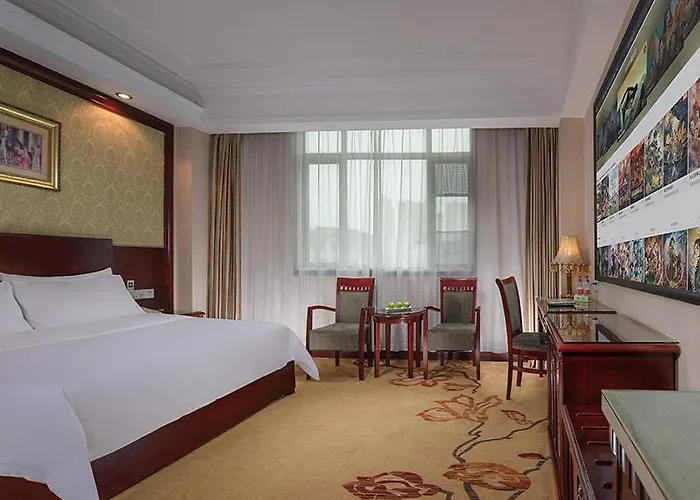 Vienna Hotel Zhongkai Road Branch