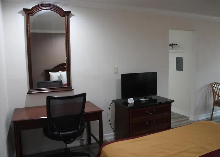 Value Inn & Suites