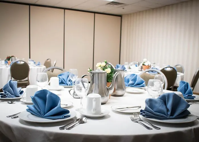 Ramada By Wyndham Uniontown