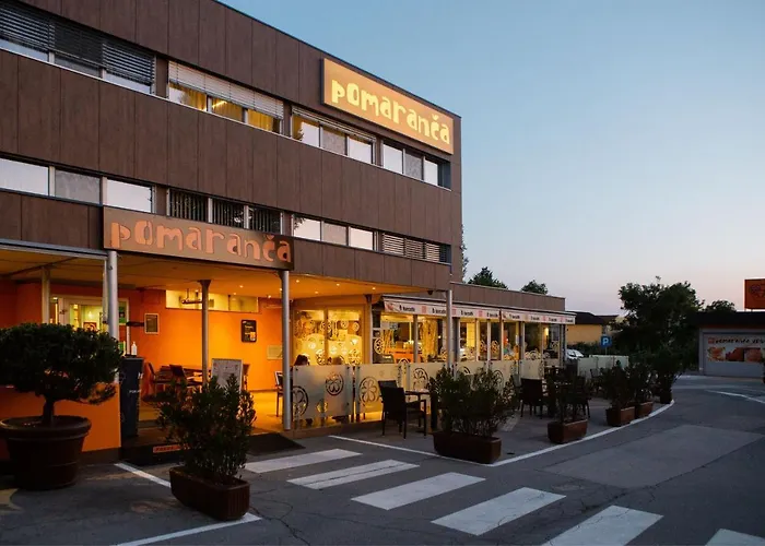 Hotel Pomaranca