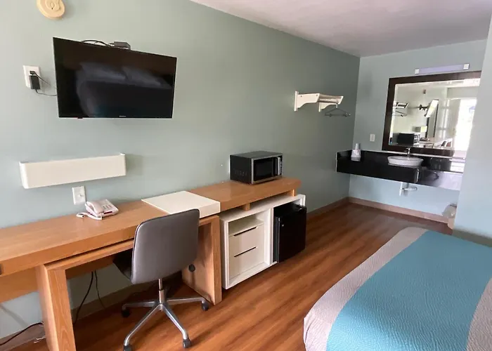 Motel 6-Sikeston, Mo