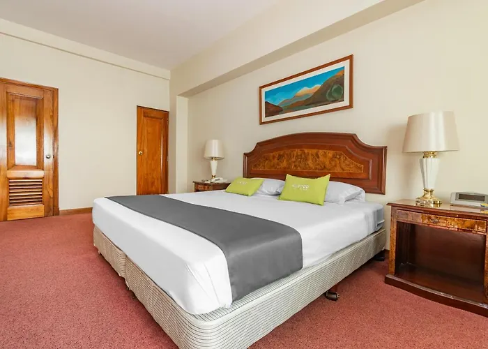 Hotel Ayenda Maury à Lima